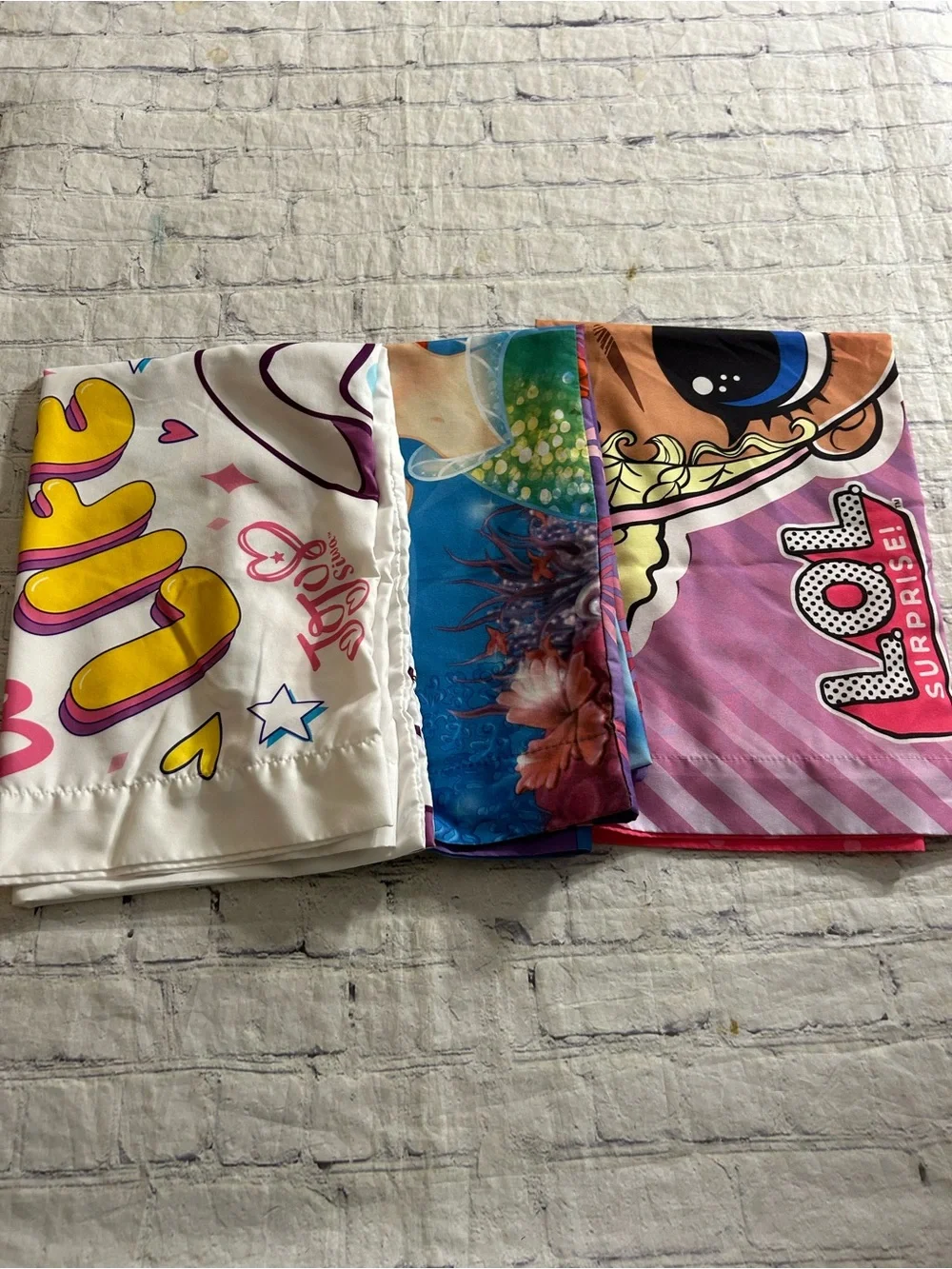 DISNEY PRINCESS L.O.L SURPRISE AND JOJO SIWA NICKELODEON COLORFUL PILLOW CASES